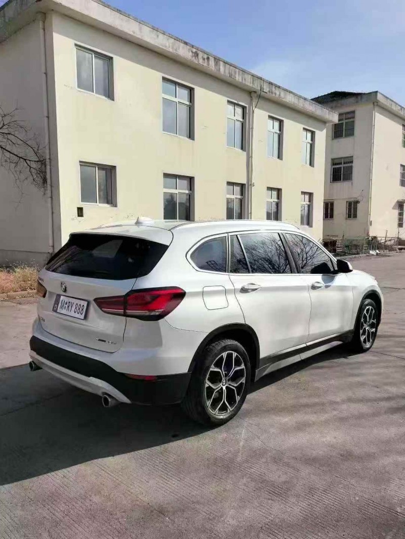 东营22年宝马X13