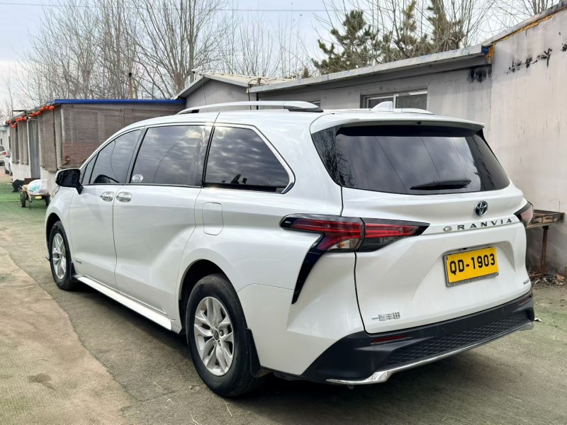 青岛24年丰田格瑞维亚9