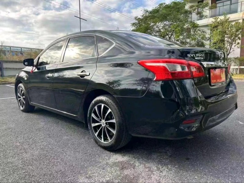 广州19年日产轩逸9