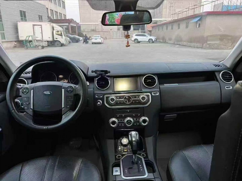 临沂12年路虎发现6