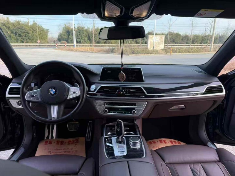 徐州22年宝马7系5