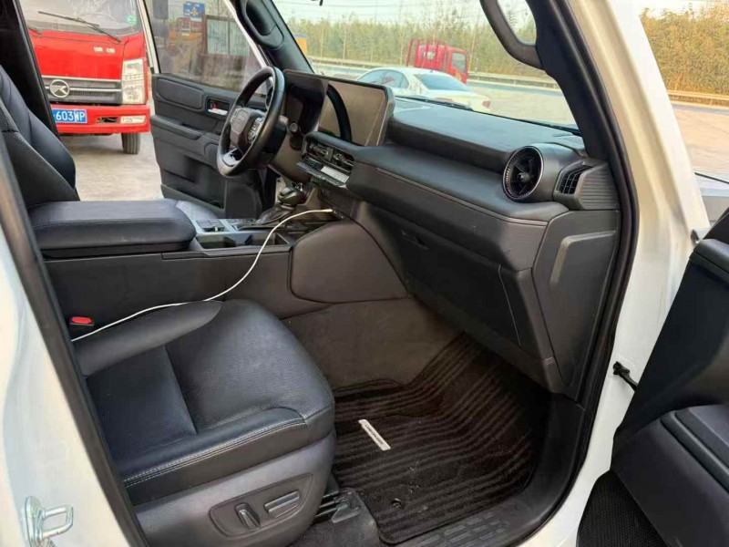 徐州25年丰田普拉多6