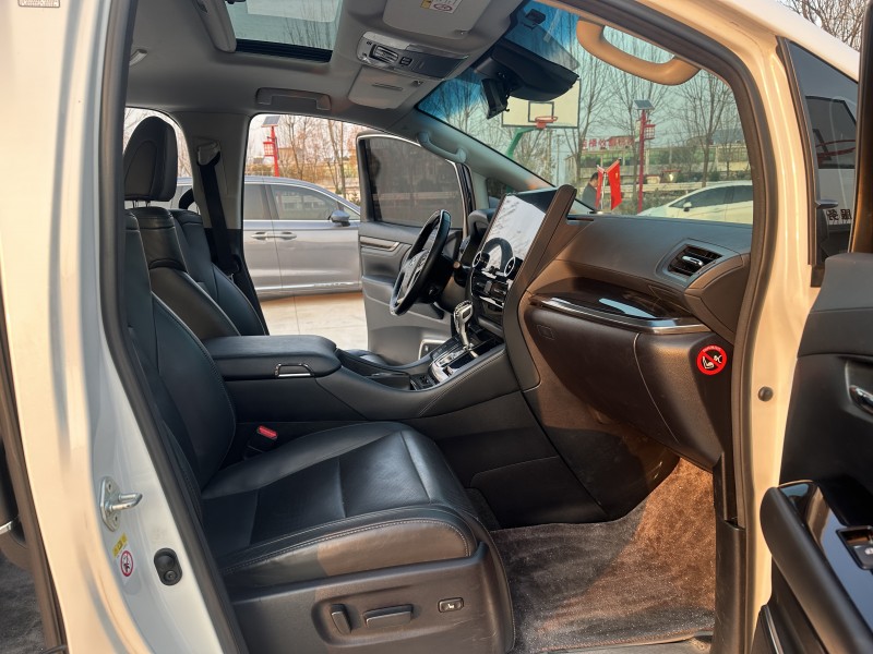 徐州20年丰田威尔法5