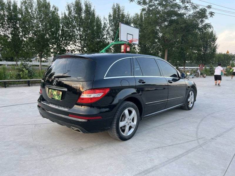 徐州14年奔驰R8