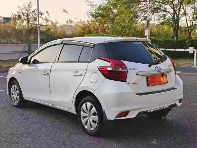 广州18年丰田YARiS L 致炫9