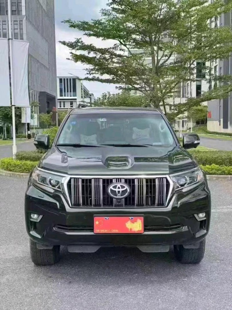 广州19年丰田普拉多1