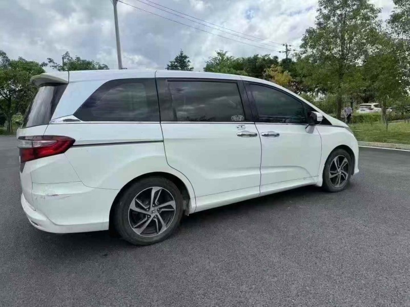 汕头17年本田奥德赛7