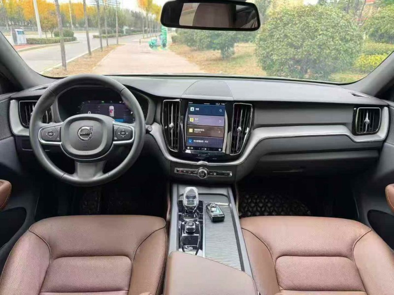 烟台25年沃尔沃XC607