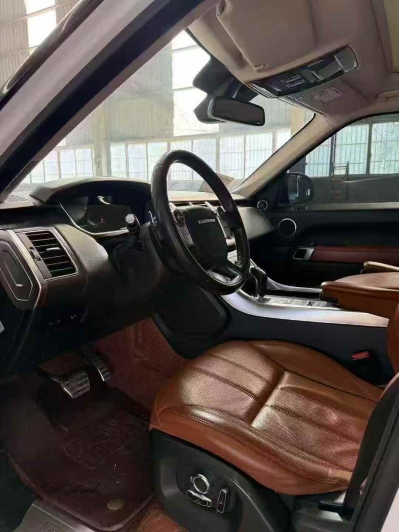 菏泽16年路虎揽胜运动3