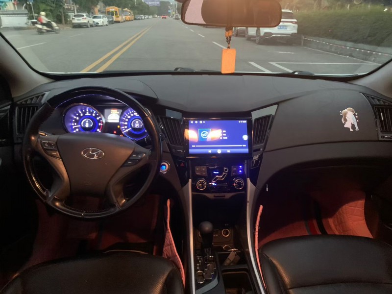 茂名15年现代索纳塔5