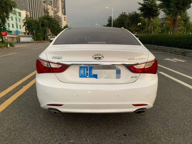 茂名15年现代索纳塔9