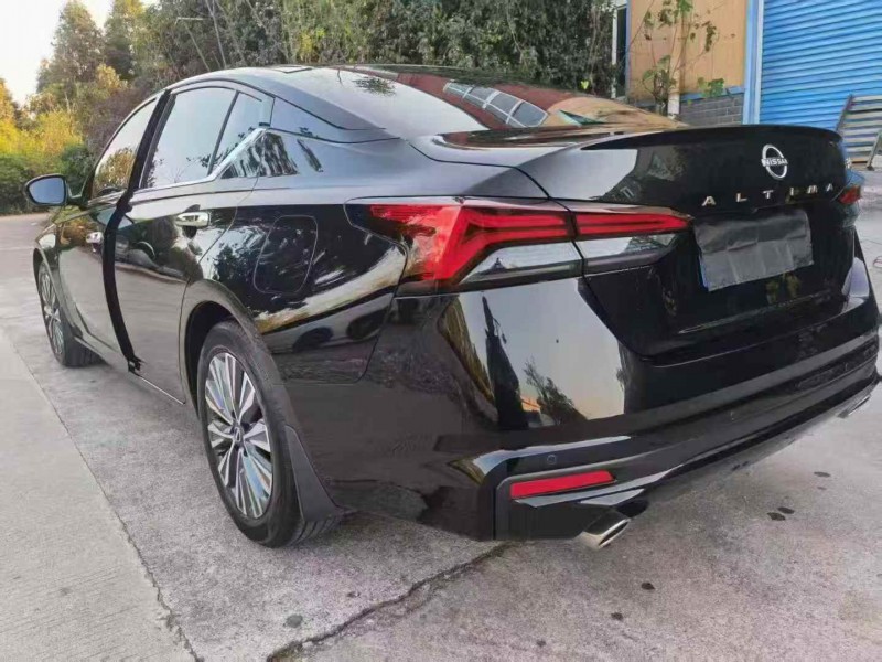 九江25年日产天籁6