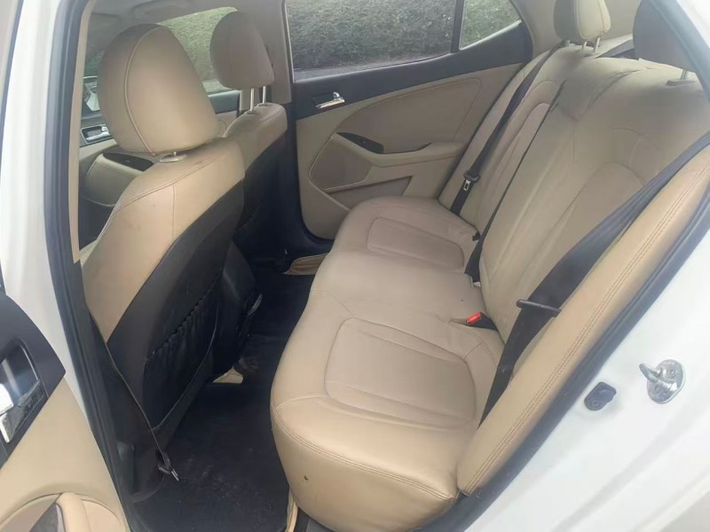 茂名14年起亚K56