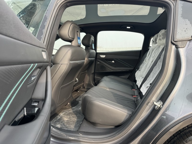 新乡25年长安汽车深蓝6