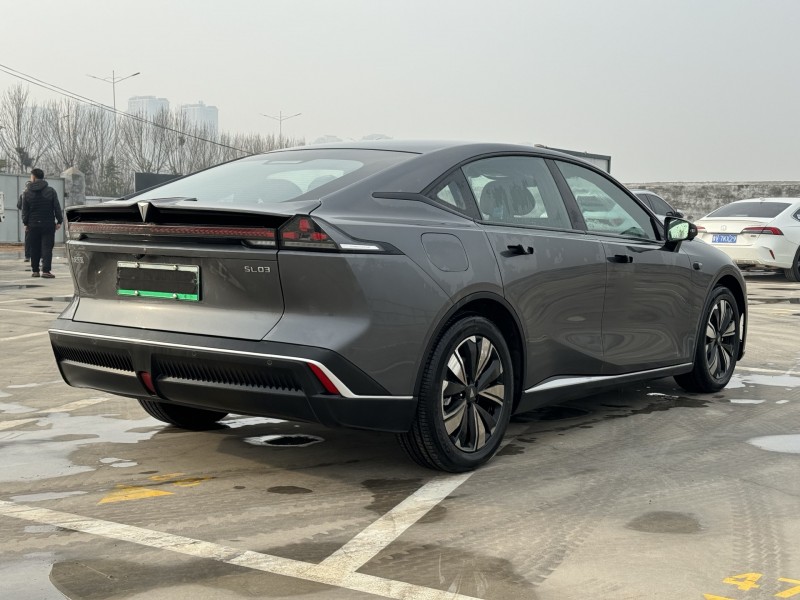 新乡25年长安汽车深蓝9