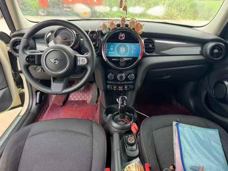 南通22年宝马迷你6