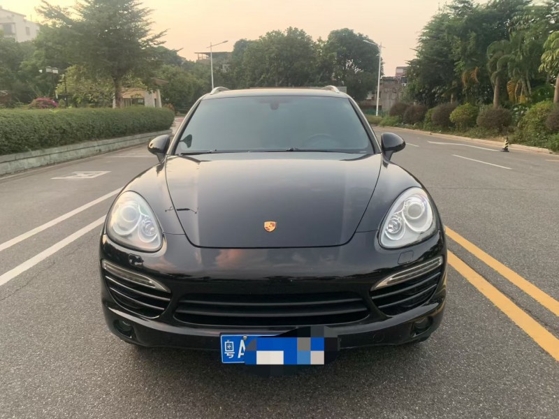 茂名14年保时捷卡宴1