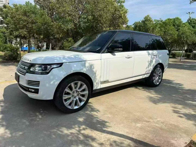 淄博16年路虎揽胜行政3