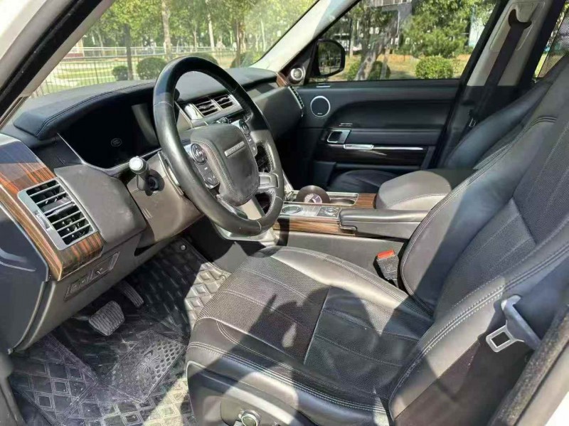 淄博16年路虎揽胜行政4