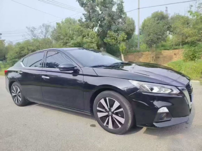 淮安22年日产天籁2