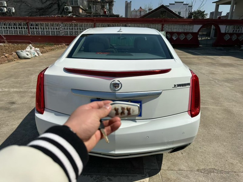 枣庄15年凯迪拉克XTS9