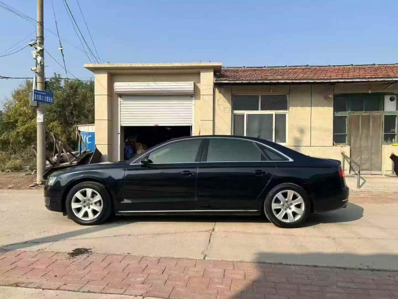 秦皇岛15年奥迪A8L7