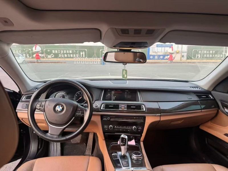 枣庄14年宝马7系5