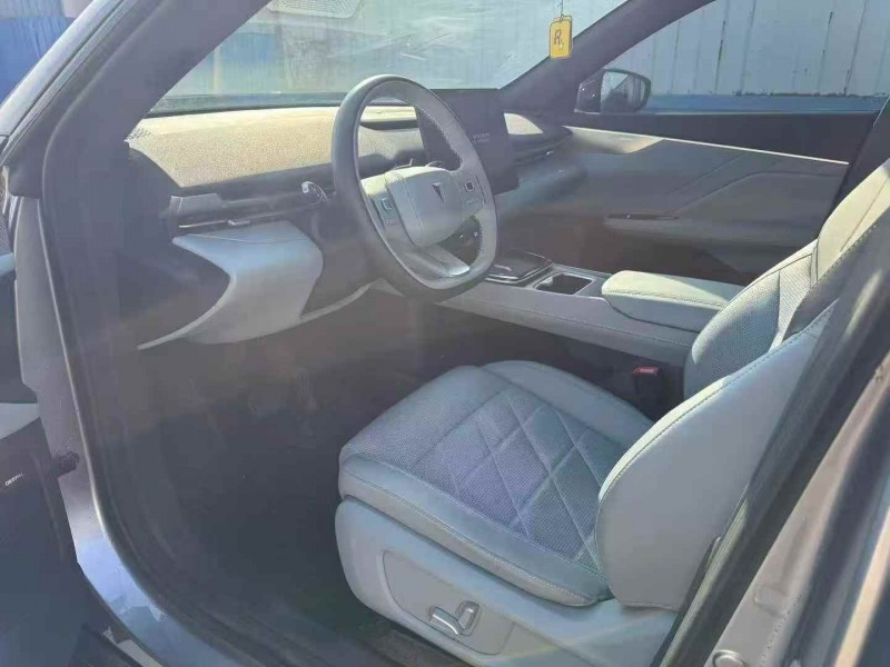 洛阳25年长安汽车深蓝4