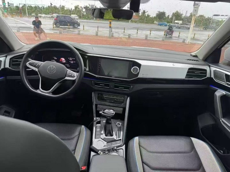 广州20年大众探岳5