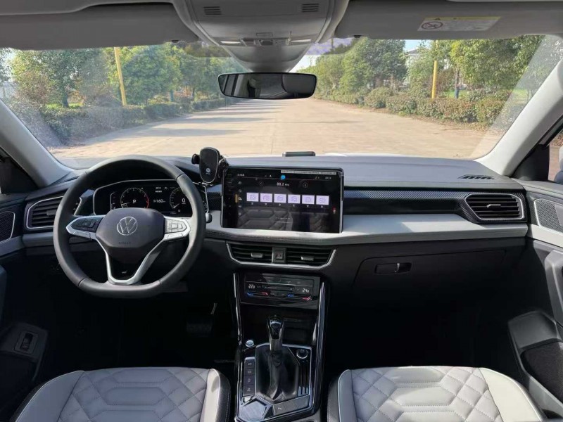 盐城25年大众探岳9