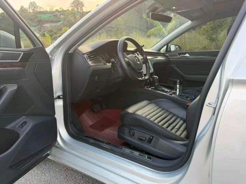 东莞19年大众迈腾6