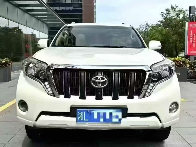 深圳15年丰田普拉多1