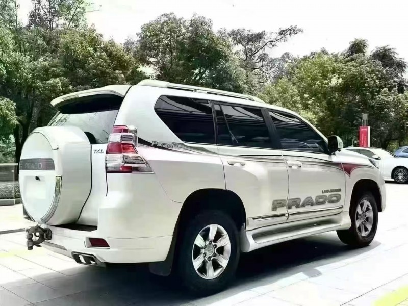 深圳15年丰田普拉多8