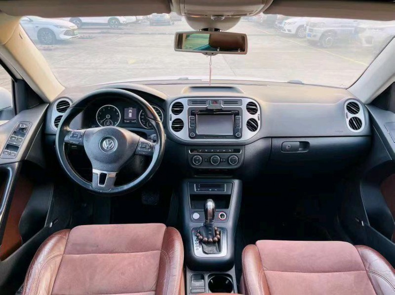 东莞13年大众途观5