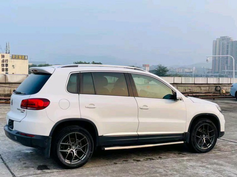 东莞13年大众途观9