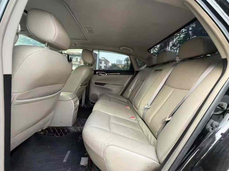 茂名16年日产轩逸6