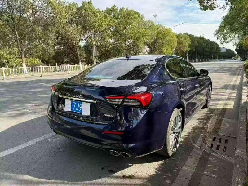 常州21年玛莎拉蒂Ghibli7