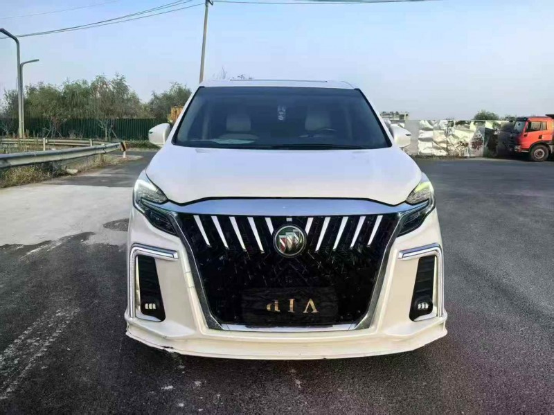 苏州22年别克GL81