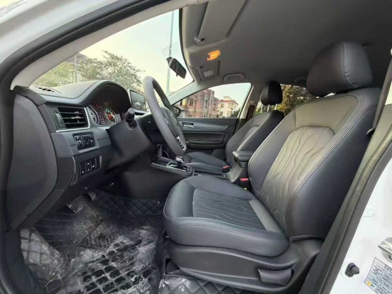 茂名25年东风风行5