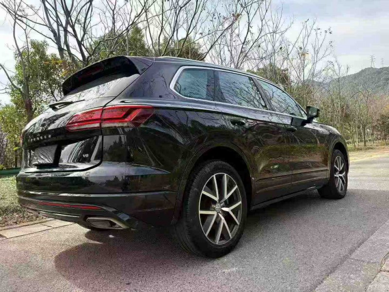 衢州18年大众途锐7