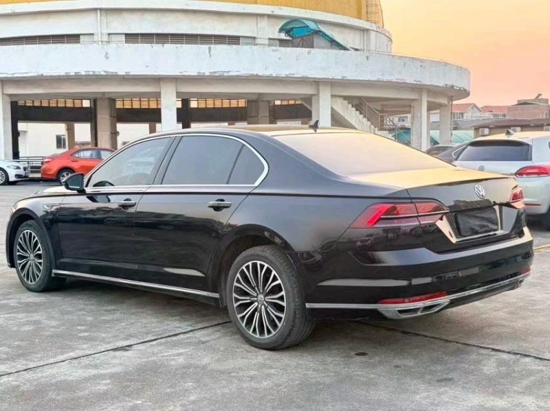 东莞18年大众辉昂9