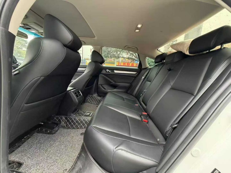 茂名21年本田雅阁5