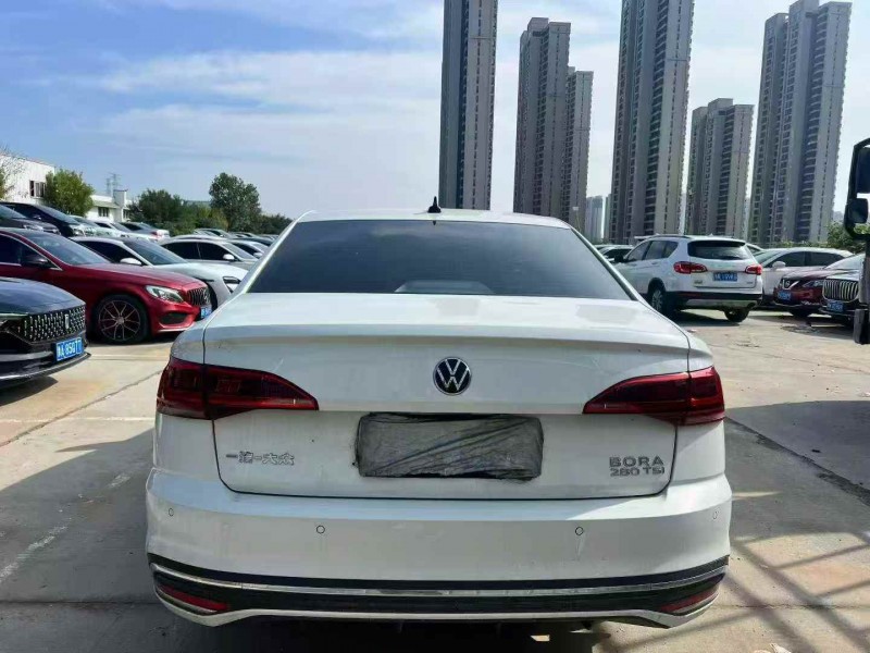 郑州25年大众宝来5