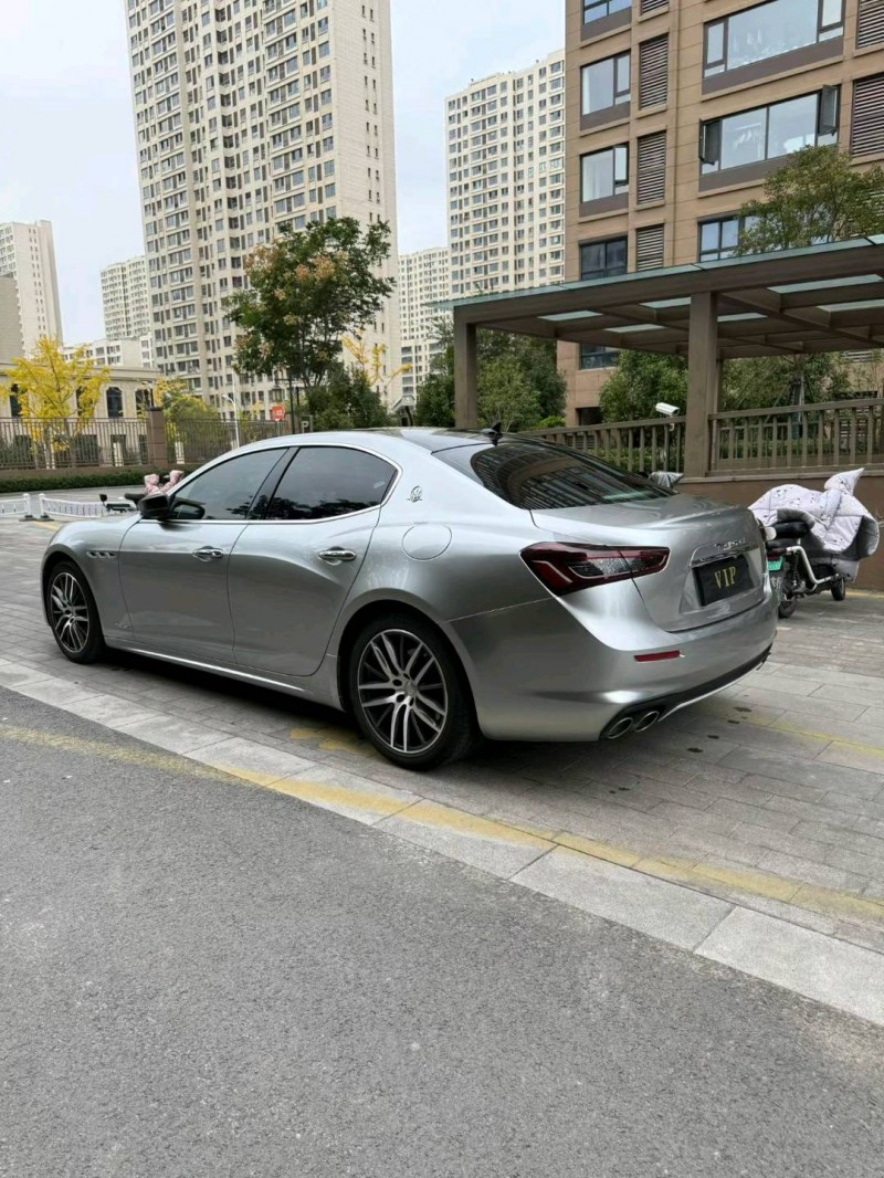 宿迁19年玛莎拉蒂Ghibli5