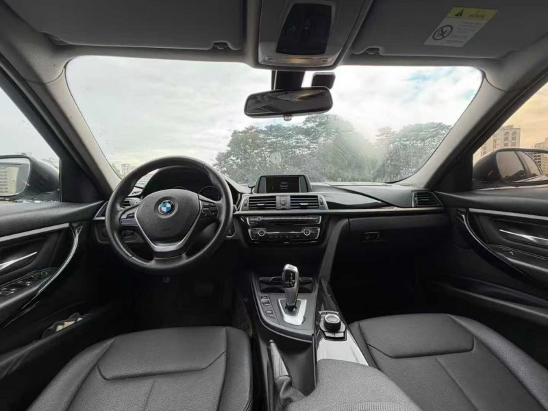 茂名17年宝马3系4