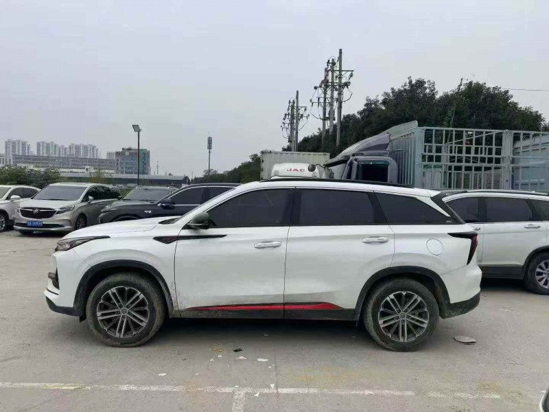 郑州22年长安汽车CS754