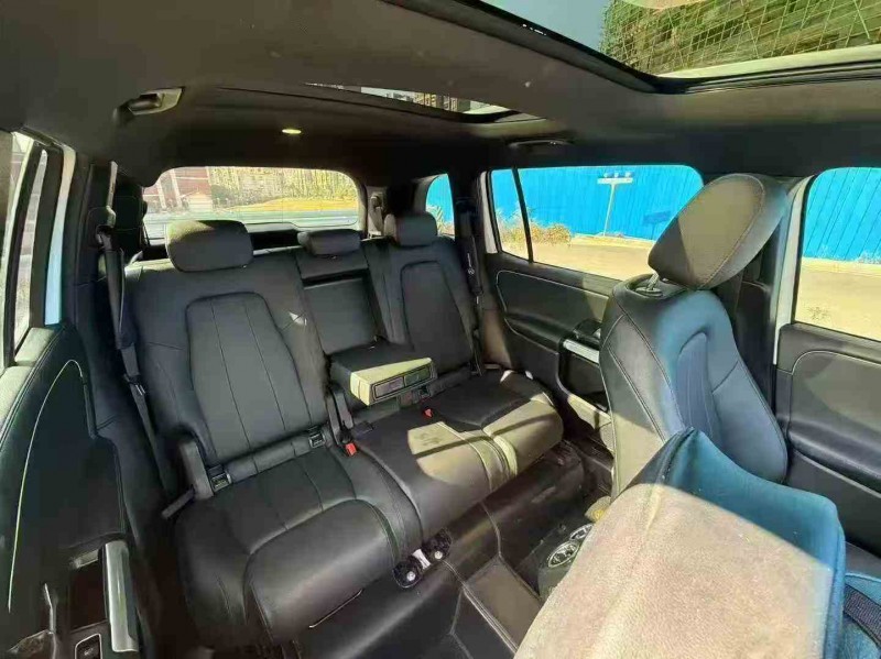 新余23年奔驰GLB6