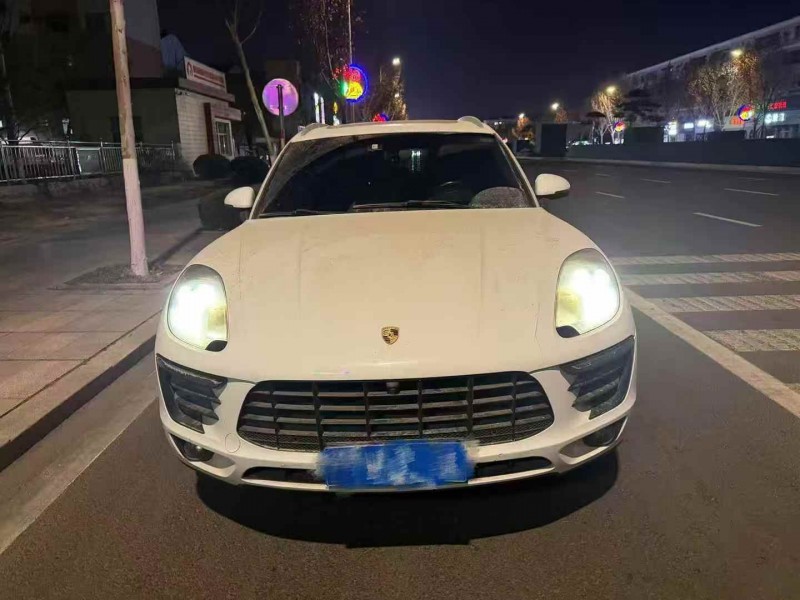 烟台15年保时捷Macan1