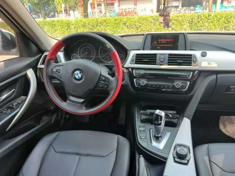 上饶15年宝马3系6