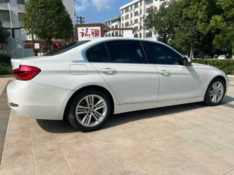 上饶15年宝马3系8